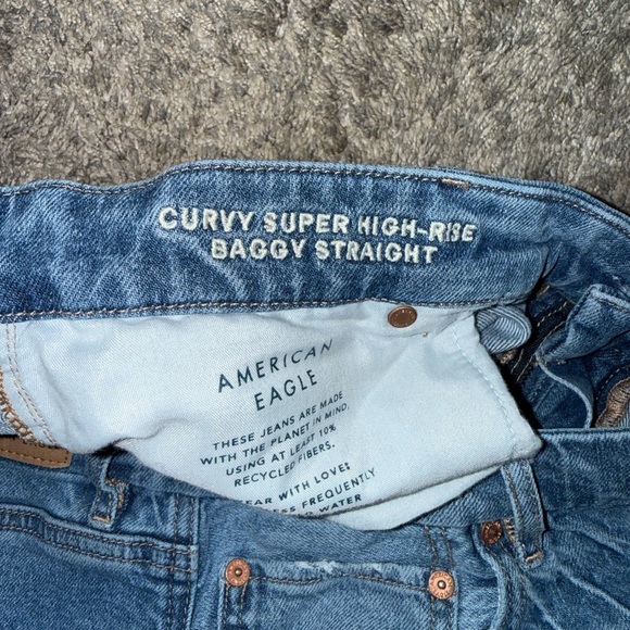 American Eagle Outfitters high waisted Jeans - Picture 3 of 5